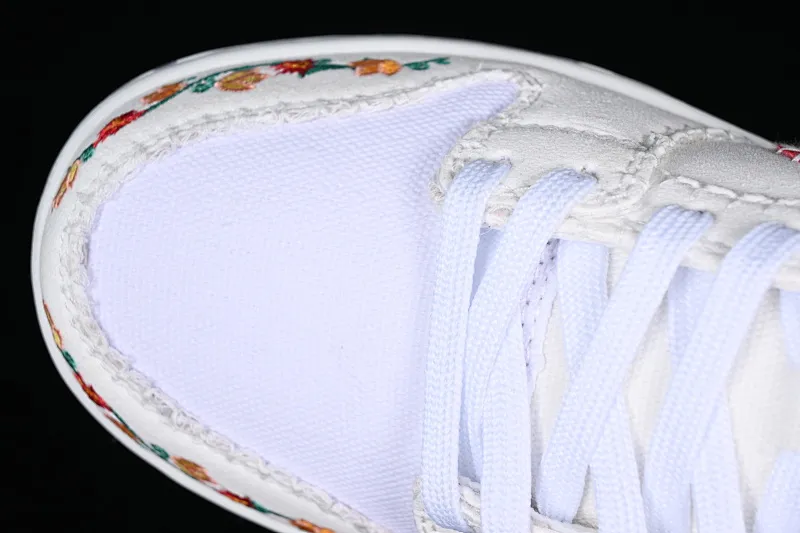 All categories Nk SB Dunk series Nk SB Dunk Low low-top sneakers Nk SB Dunk Low "N7" floral embroidery SB low-top casual sneakers FD6951-700